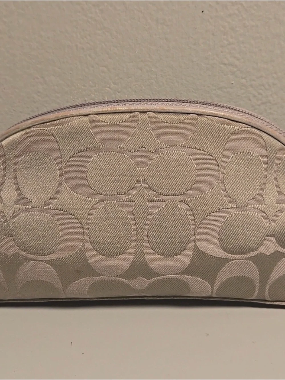 Coach Signature Small Cosmetic Pouch Holiday 2010 edition
